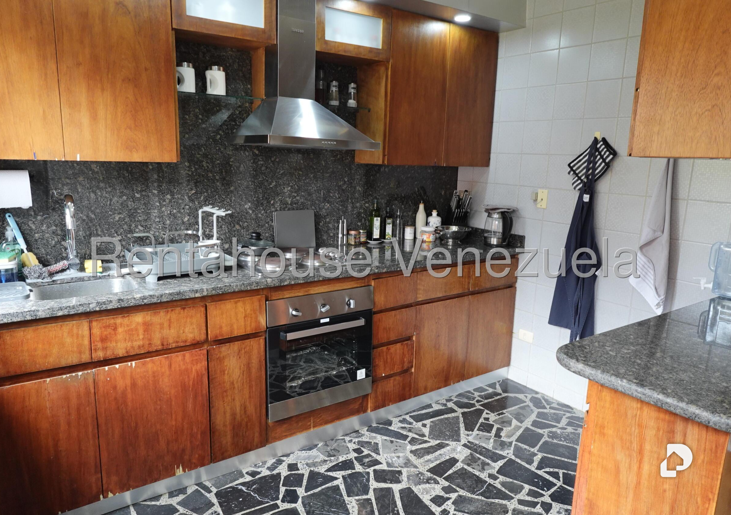 Apartamento en Colinas de Valle Arriba, Caracas – 16