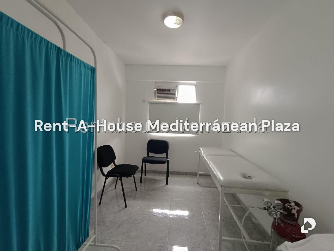 Local comercial en Avenida Bolivar Norte, Valencia – 36