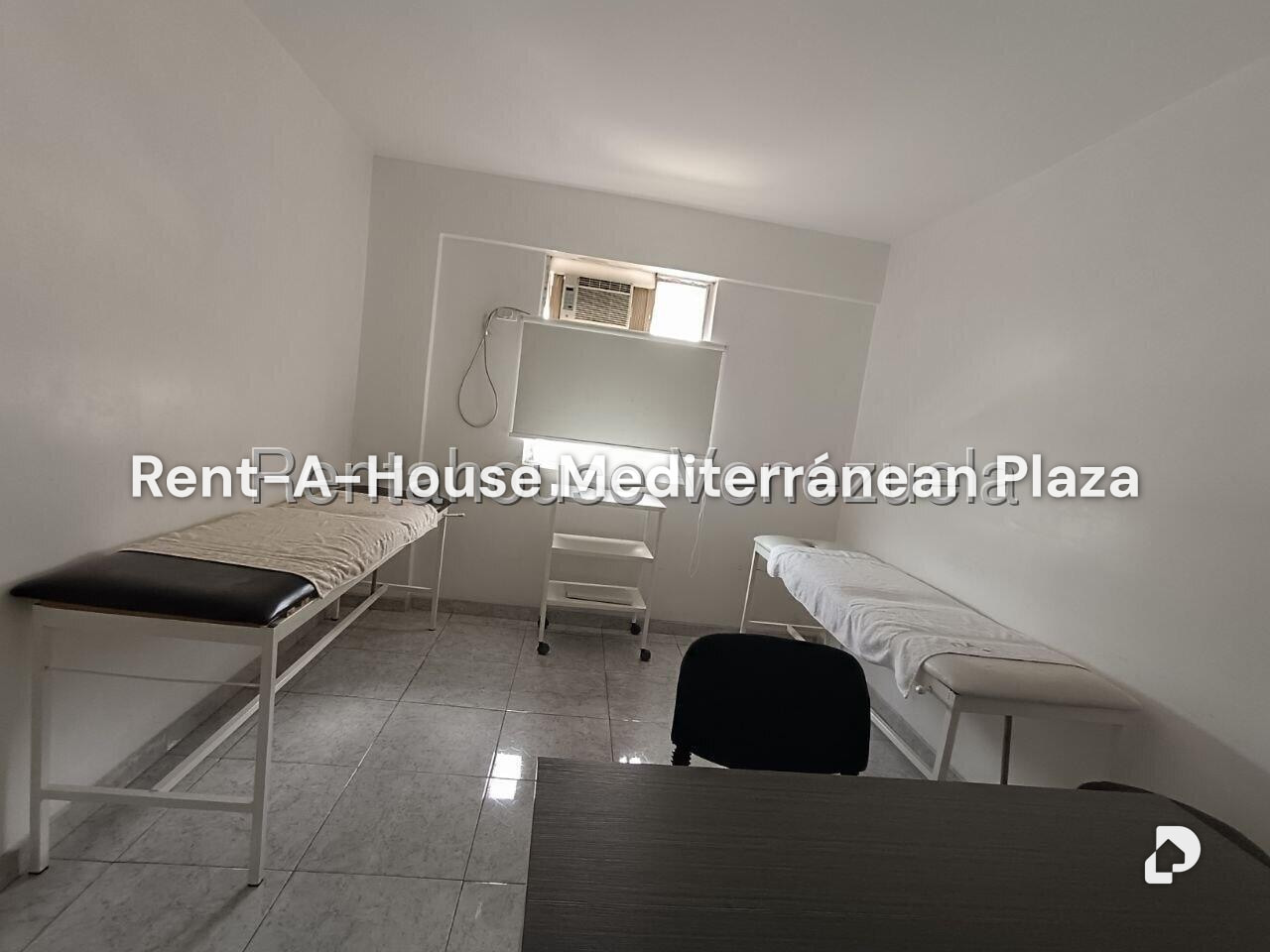 Local comercial en Avenida Bolivar Norte, Valencia – 32