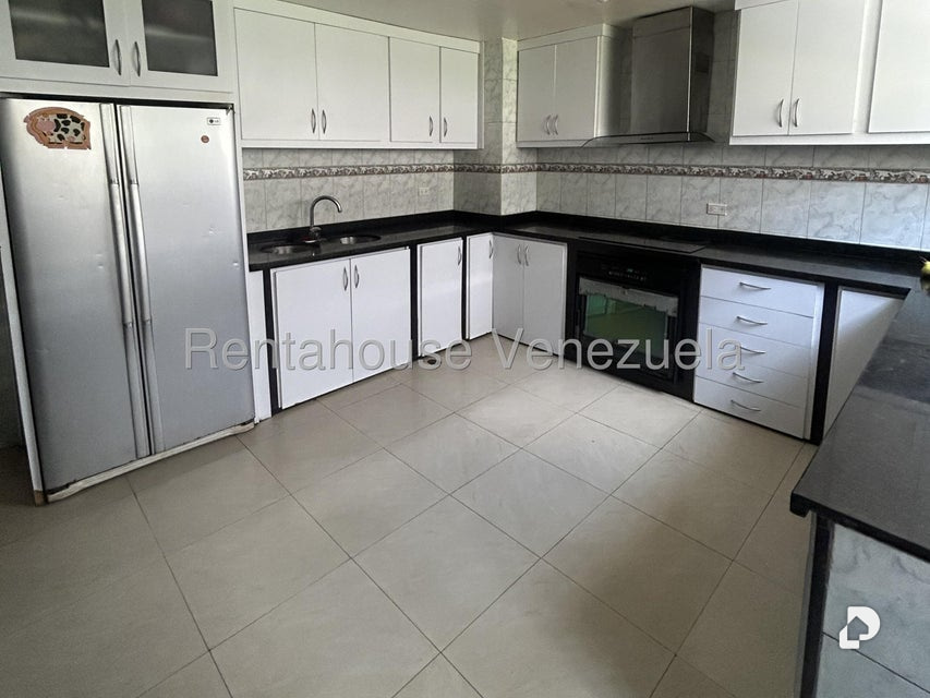Apartamento en La Boyera, Caracas – 4