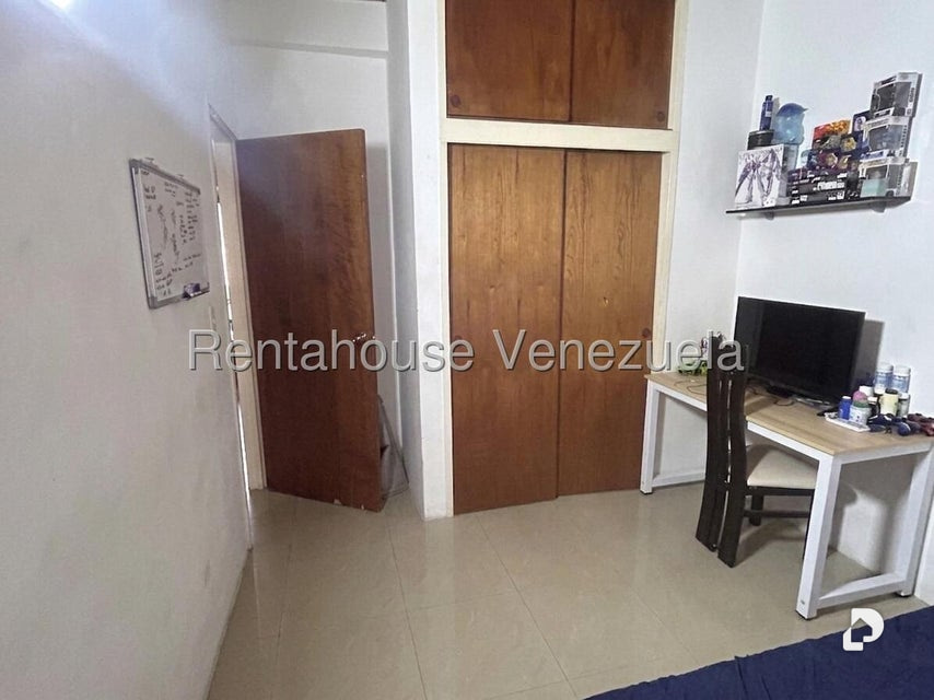 Apartamento en La Boyera, Caracas – 10
