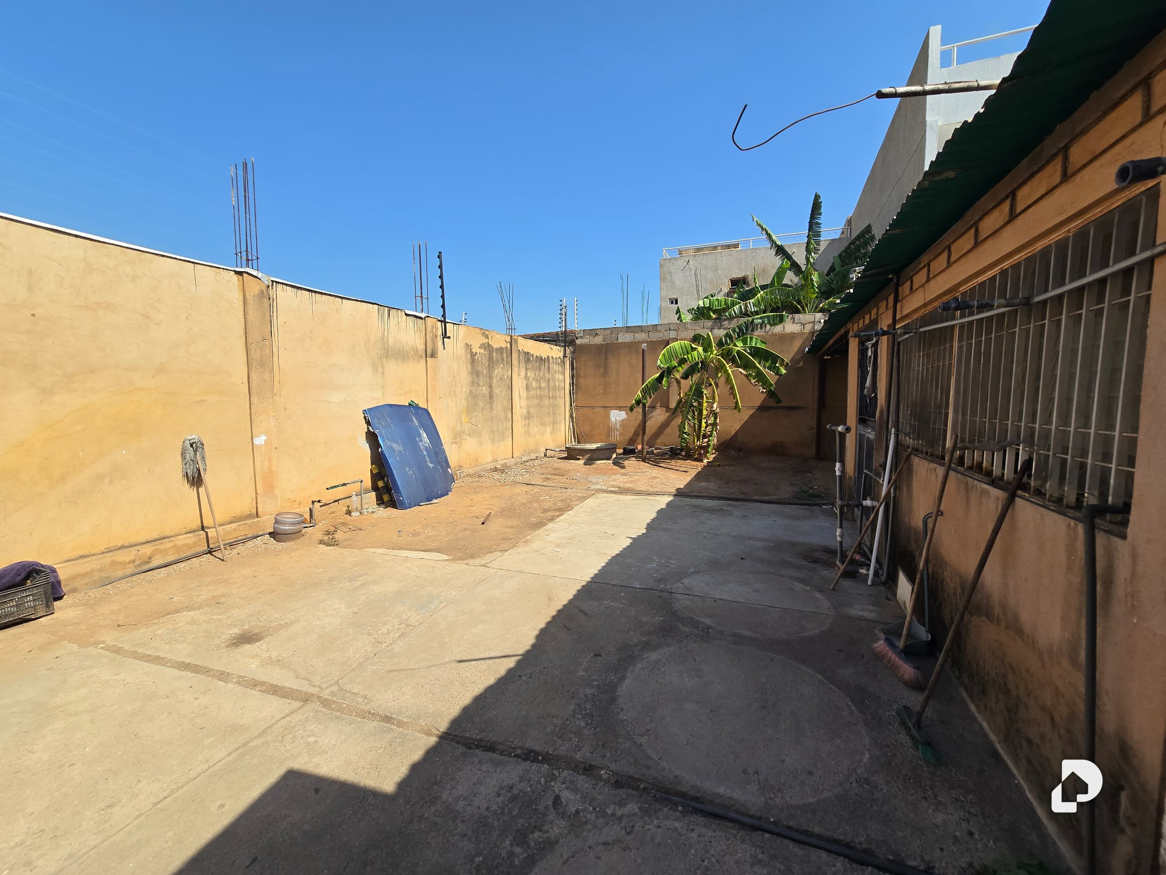 Local comercial en La Coromoto, San Francisco – 10
