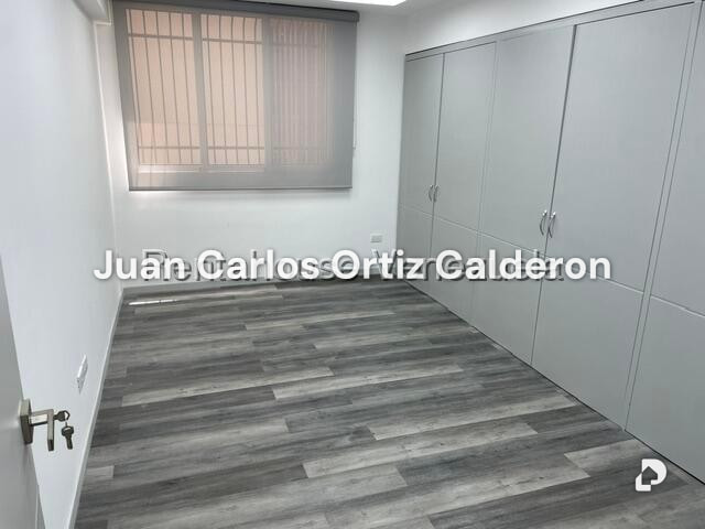 Apartamento en Los Palos Grandes, Caracas – 13