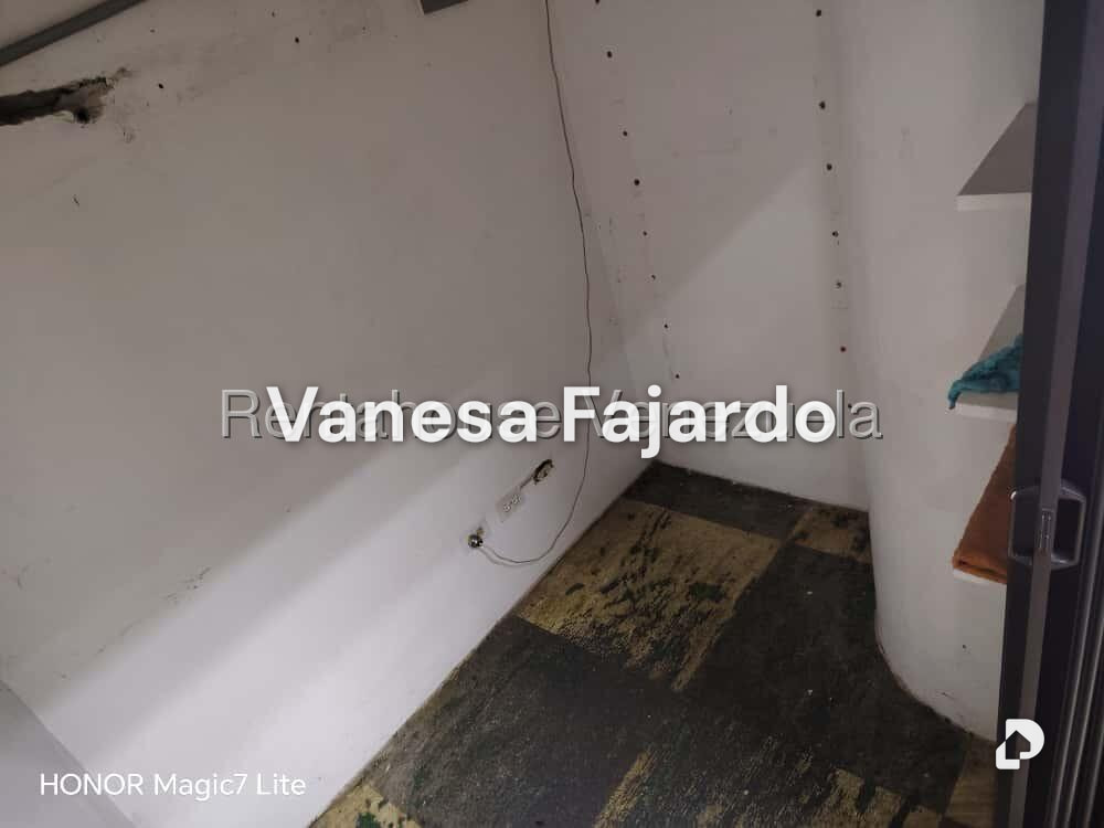 Local comercial en La Candelaria, Caracas – 20
