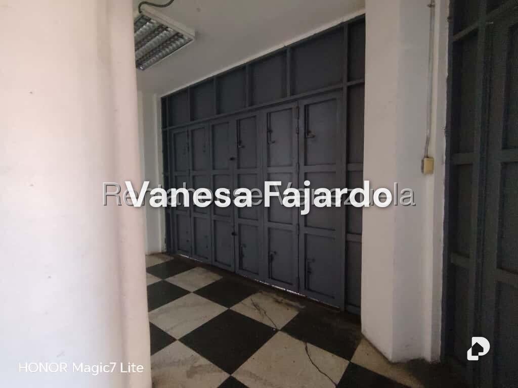 Local comercial en La Candelaria, Caracas – 11