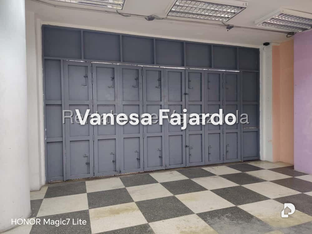 Local comercial en La Candelaria, Caracas – 16