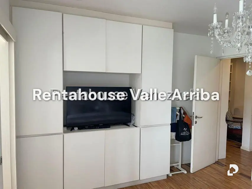 Apartamento en Lomas de Las Mercedes, Caracas – 30