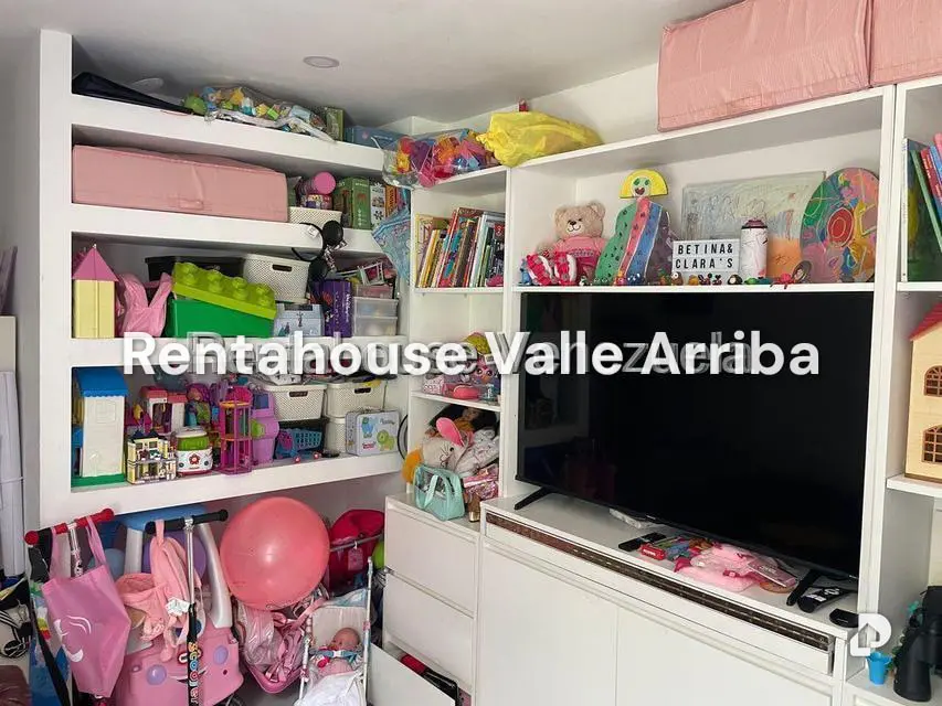 Apartamento en Lomas de Las Mercedes, Caracas – 19