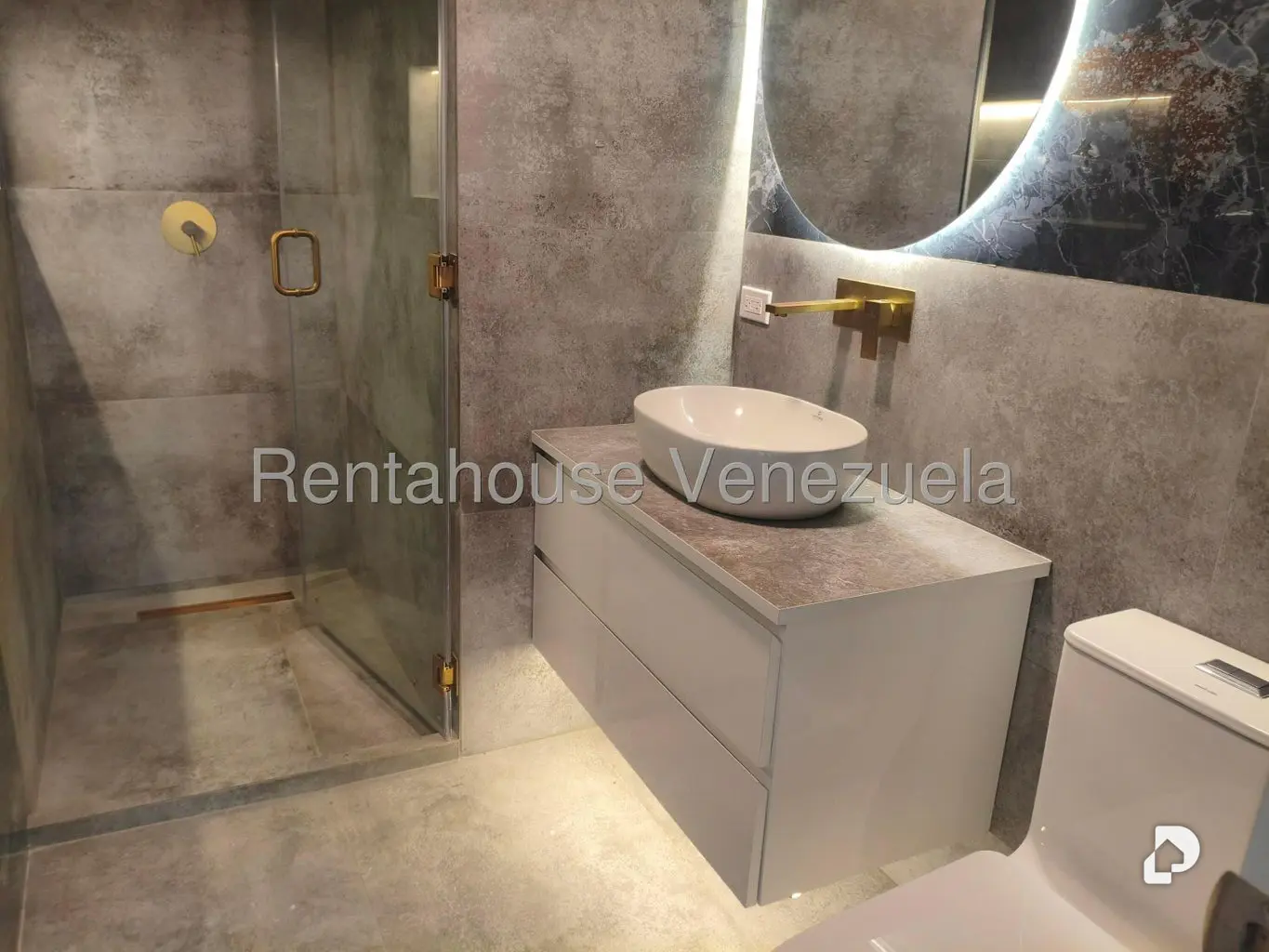 Apartamento en Los Palos Grandes, Caracas – 14