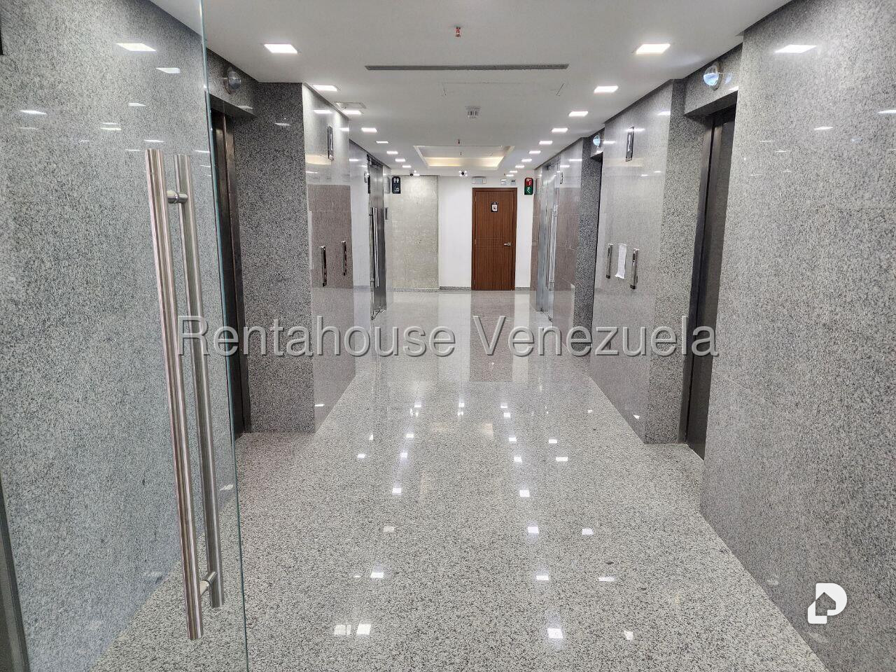 Oficina en Las Mercedes, Caracas – 6