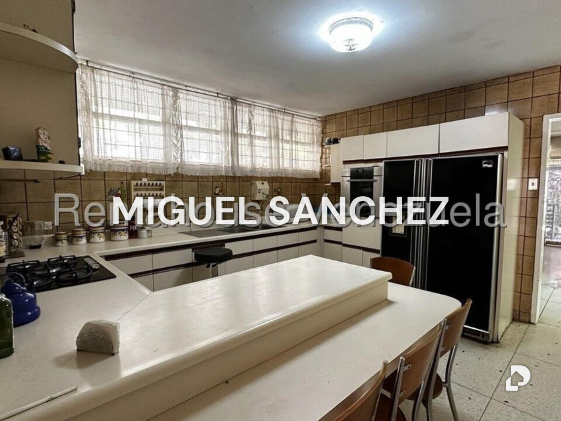 Casa en Prados del Este, Caracas – 17
