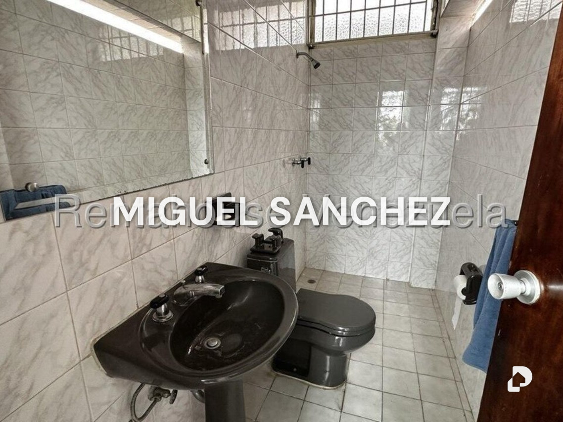 Casa en Prados del Este, Caracas – 11