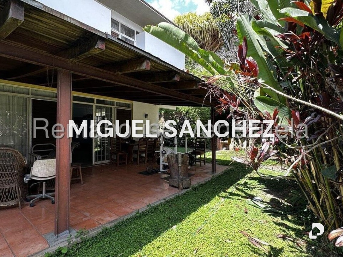 Casa en Prados del Este, Caracas – 15
