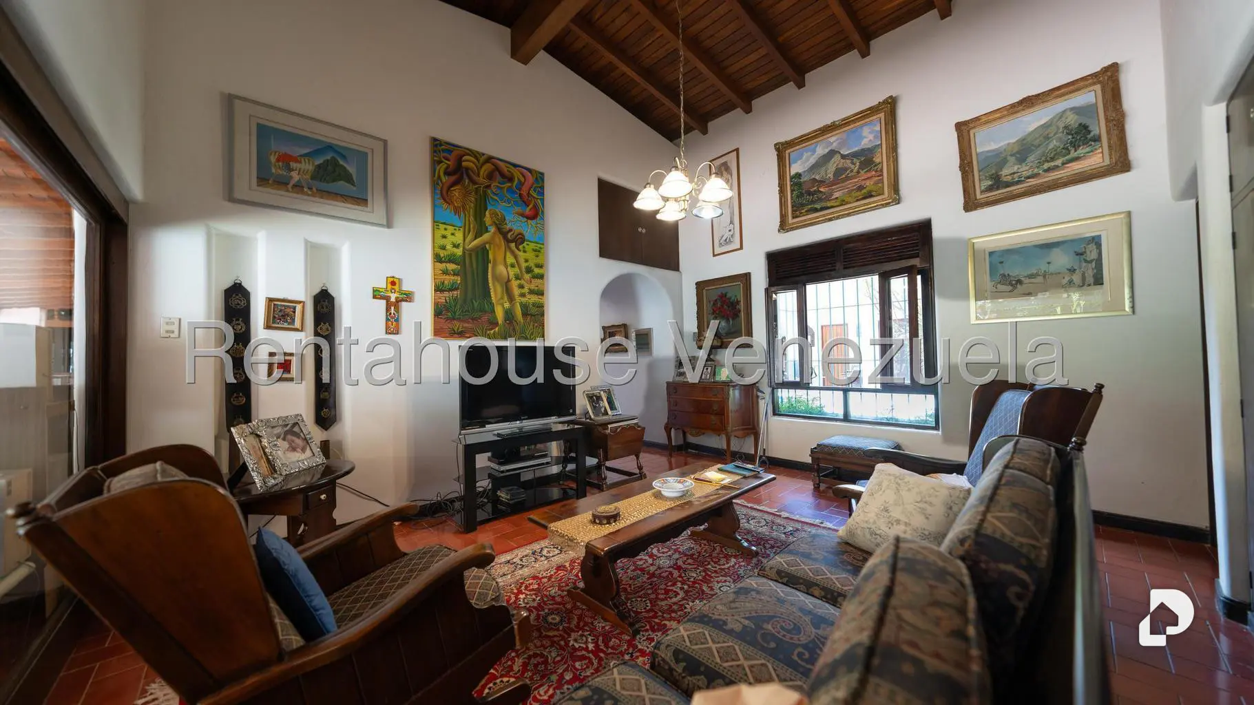 Casa en Cerro Verde, Caracas – 18