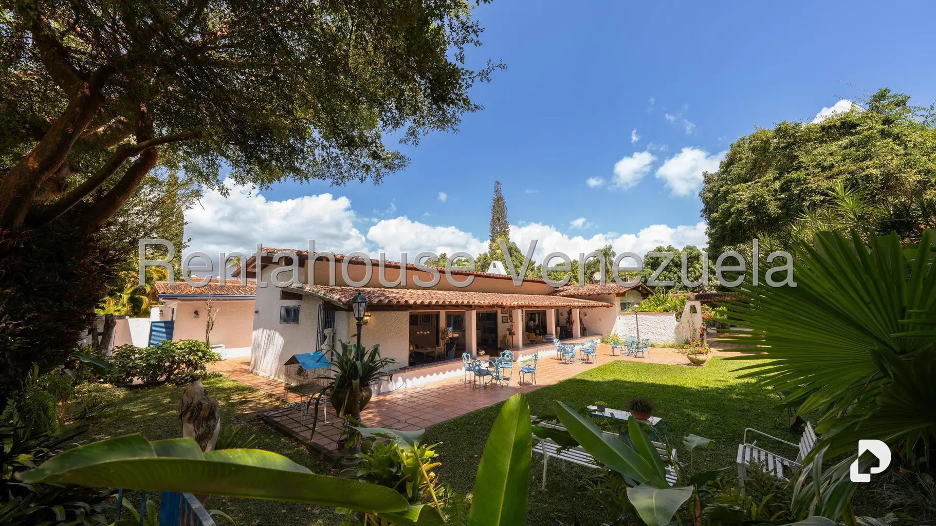Casa en Cerro Verde, Caracas – 28