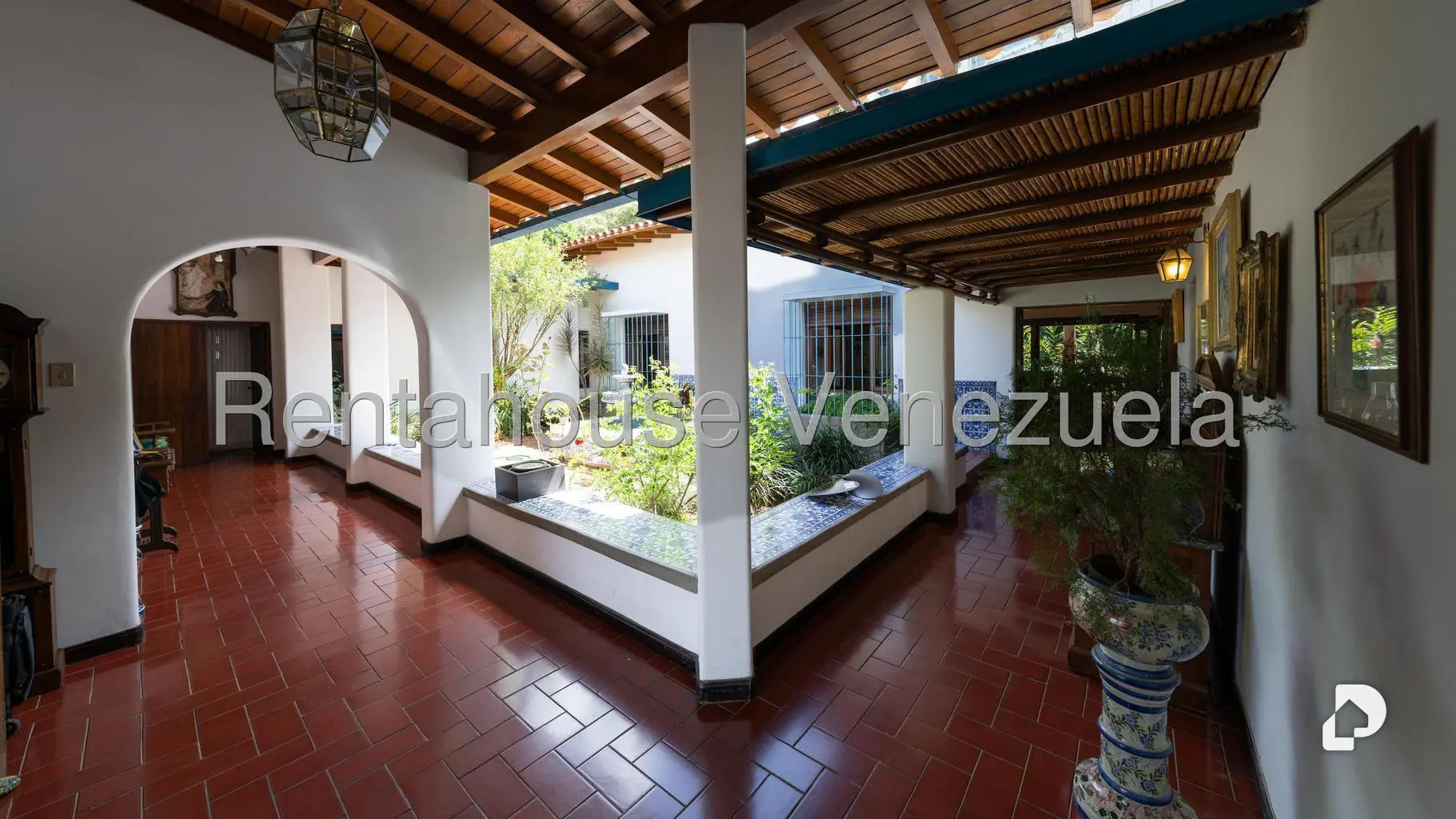Casa en Cerro Verde, Caracas – 10