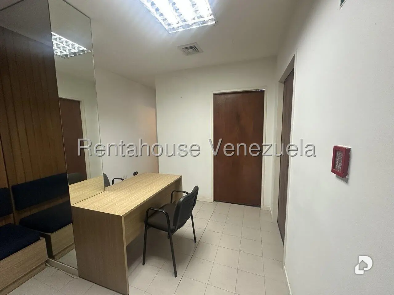 Oficina en Bello Monte, Caracas – 6