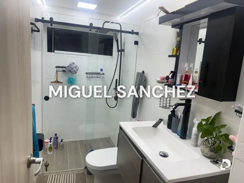 Apartamento en La Urbina, Caracas – 18