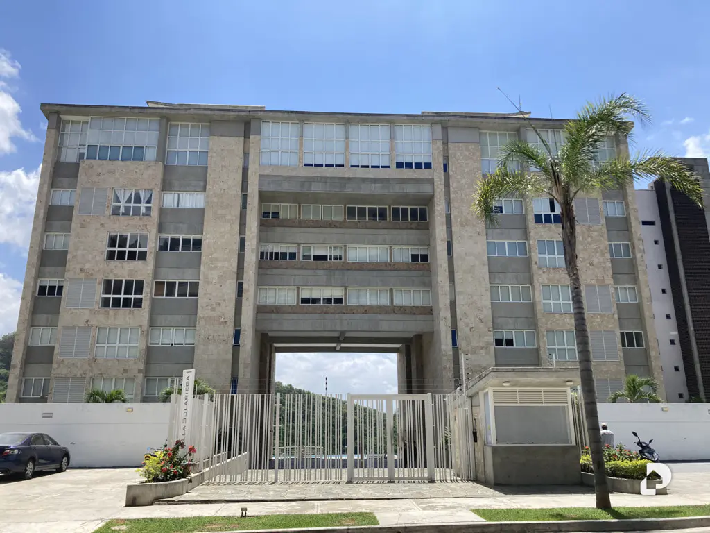 Apartamento en El Solar del Hatillo, Caracas – 1