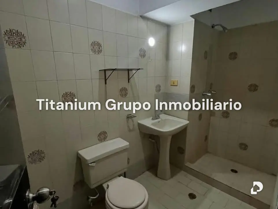 Apartamento en Urb Prebo cerca del Shopping center, Valencia – 2