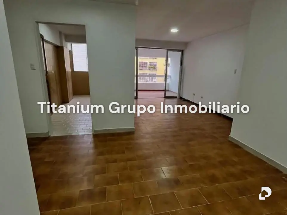 Apartamento en Urb Prebo cerca del Shopping center, Valencia – 1