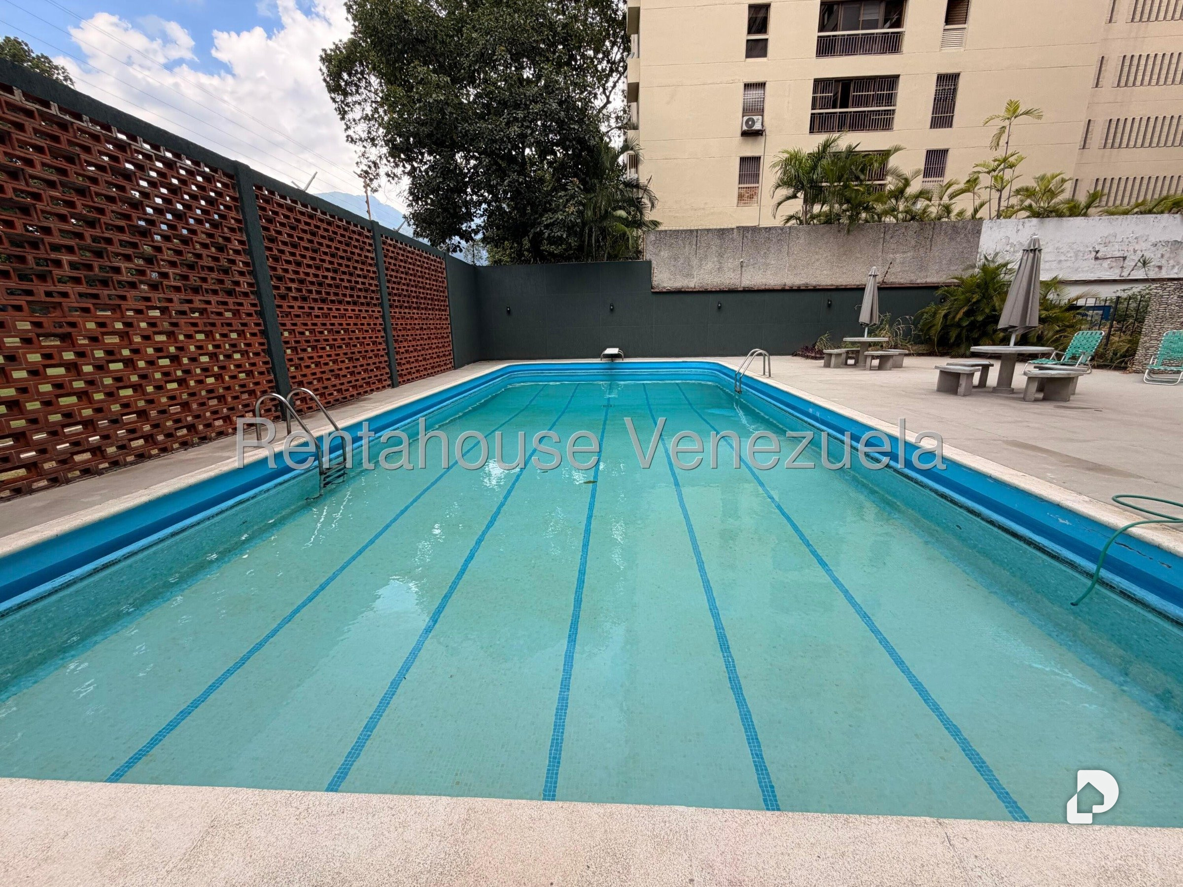 Apartamento en Campo Alegre, Caracas – 24