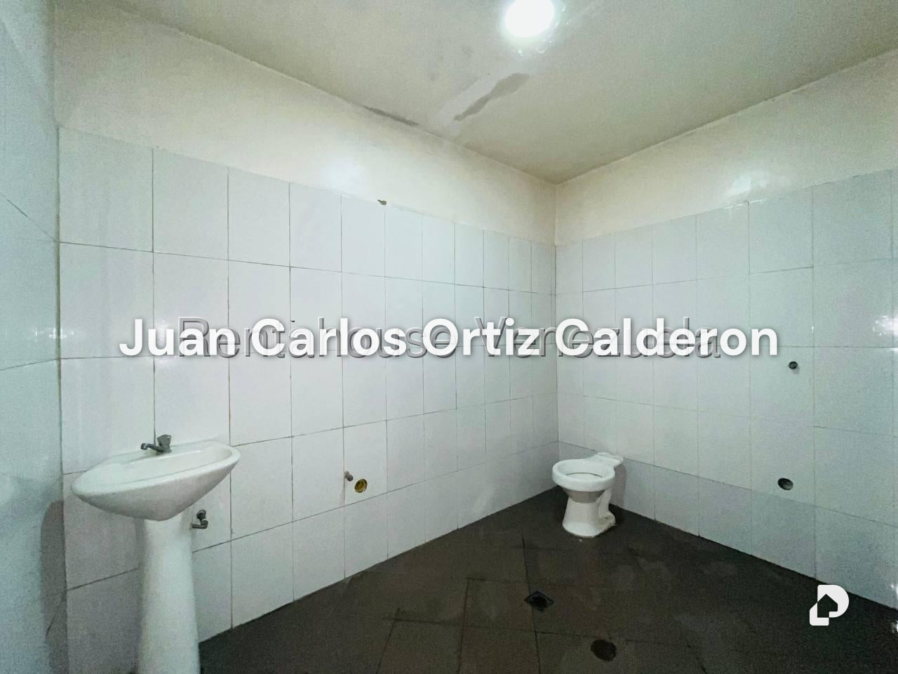 Local comercial en Parroquia Santa Teresa, Caracas – 14