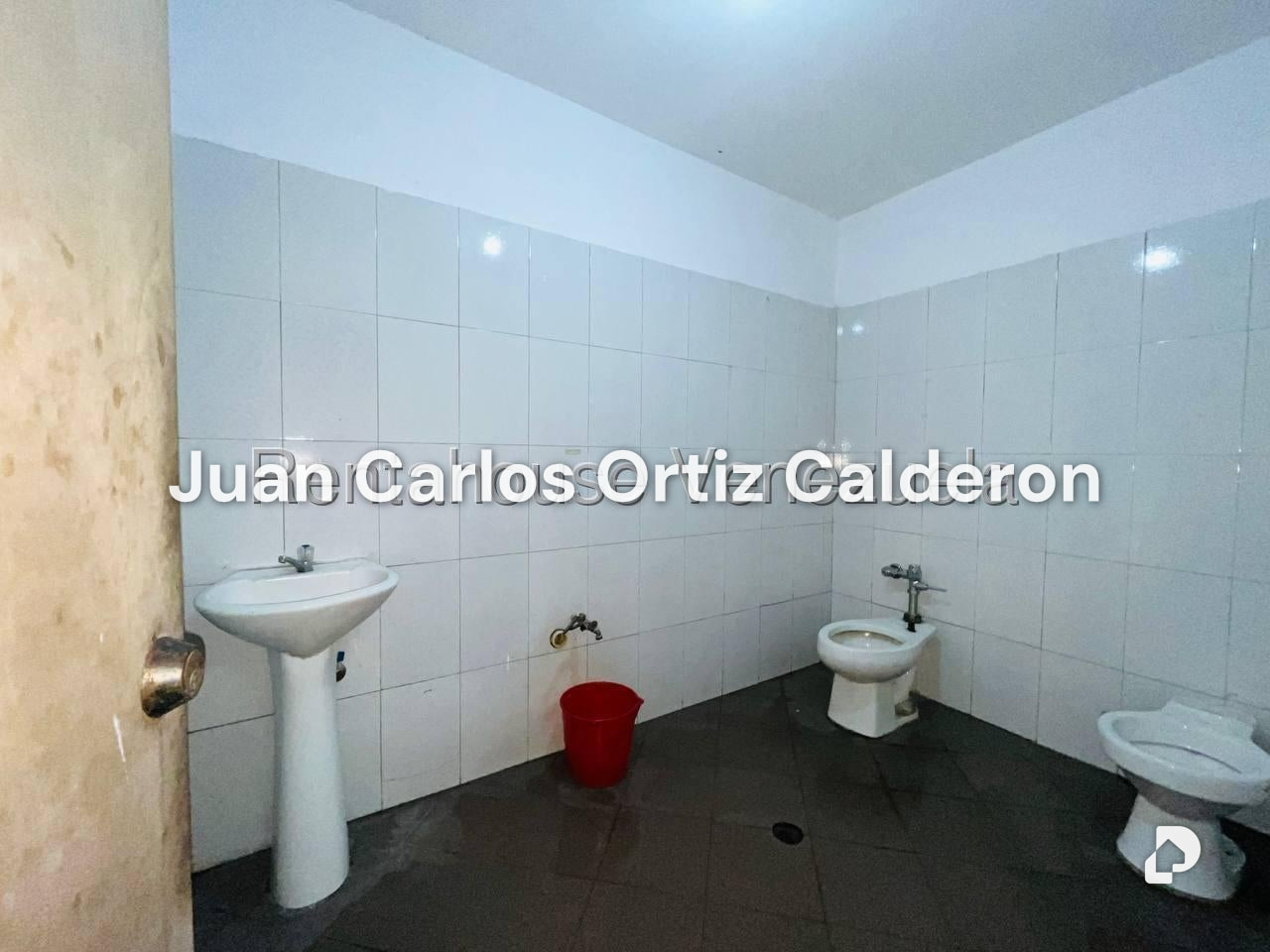 Local comercial en Parroquia Santa Teresa, Caracas – 13