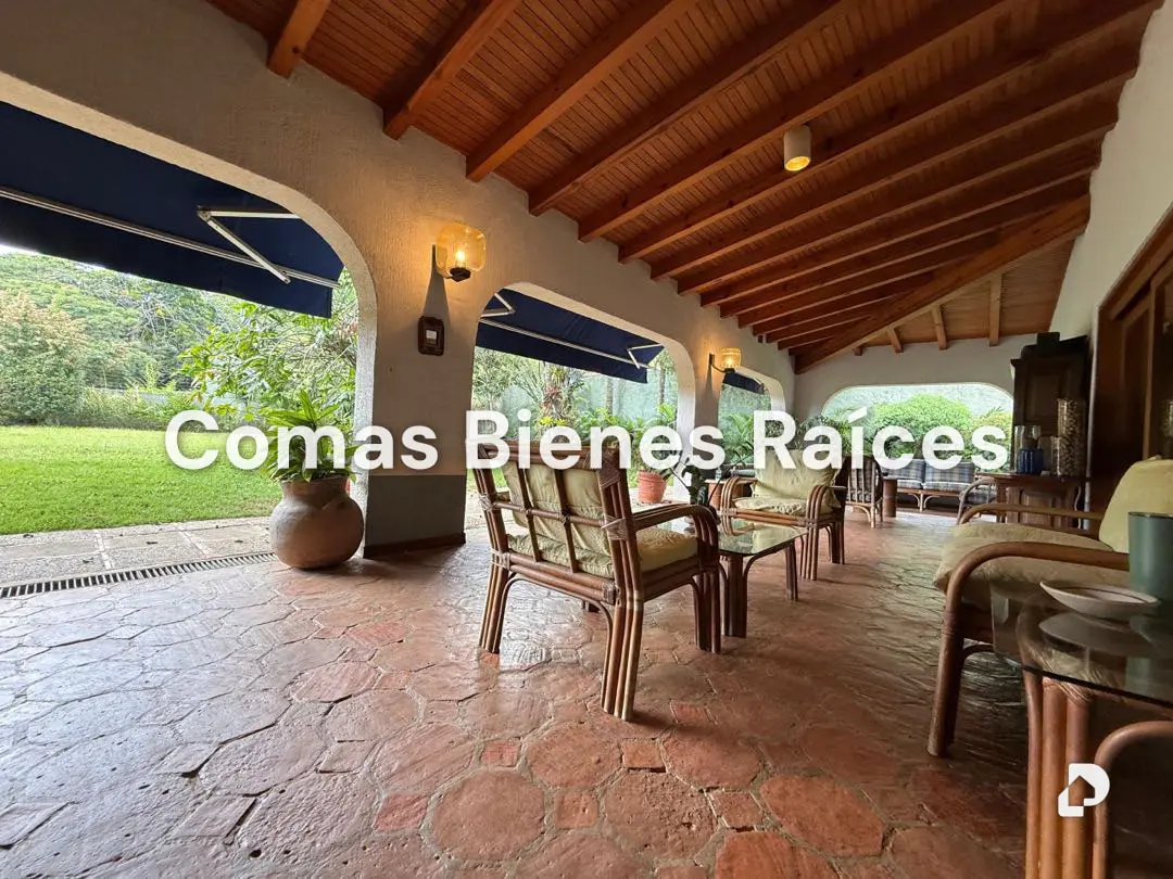 House in Country Club, Caracas – 9