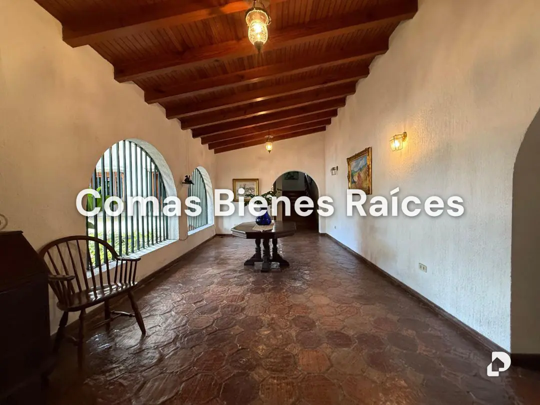 House in Country Club, Caracas – 11