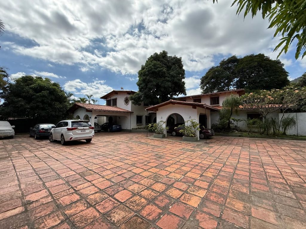 Casa en Country Club, Caracas - 1