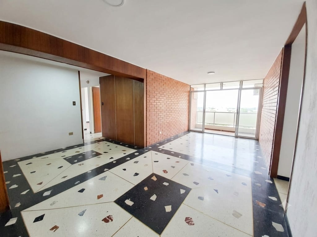 Apartment in El Marqués, Caracas - 1