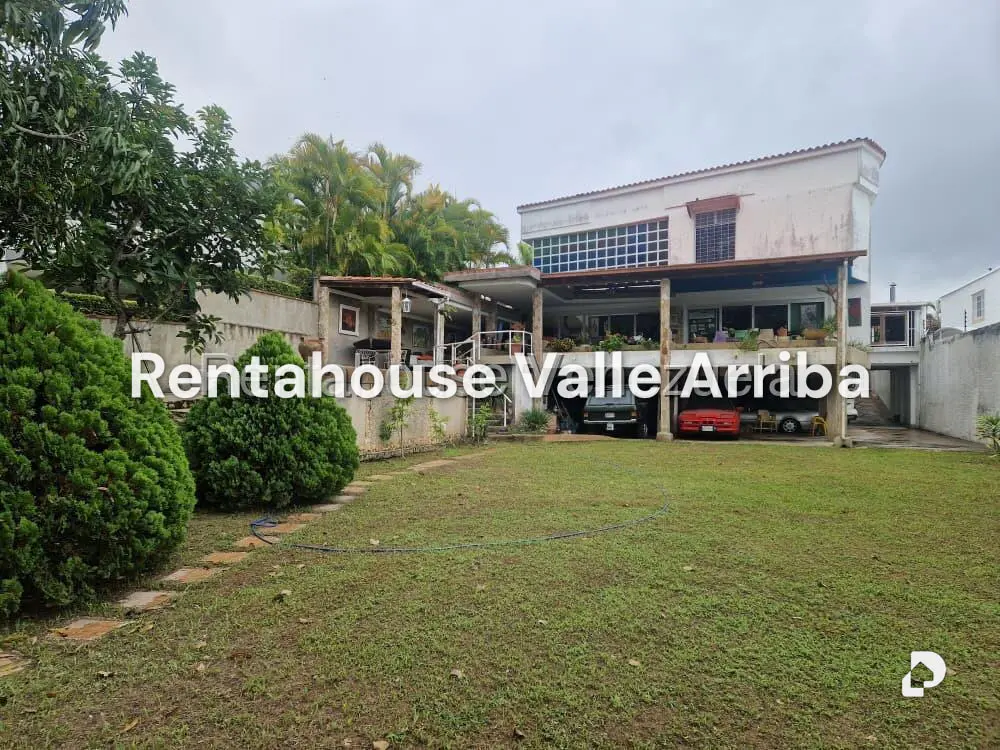 Casa en Lomas de La Lagunita, Caracas – 21