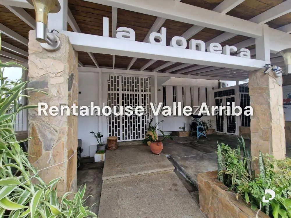 Casa en Lomas de La Lagunita, Caracas – 2