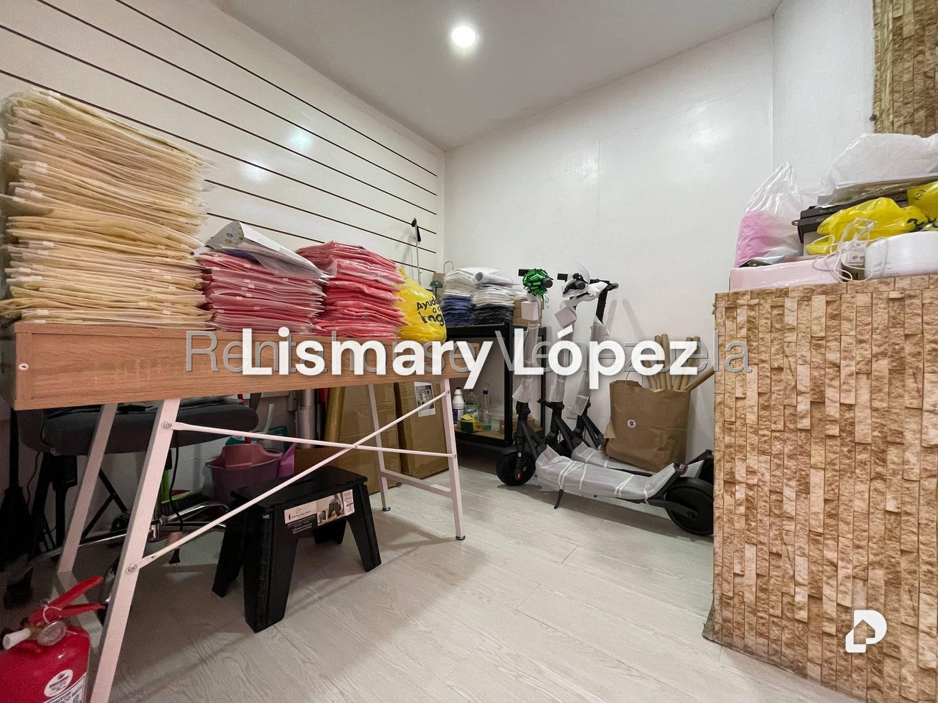 Commercial space in Los Samanes, Caracas – 11