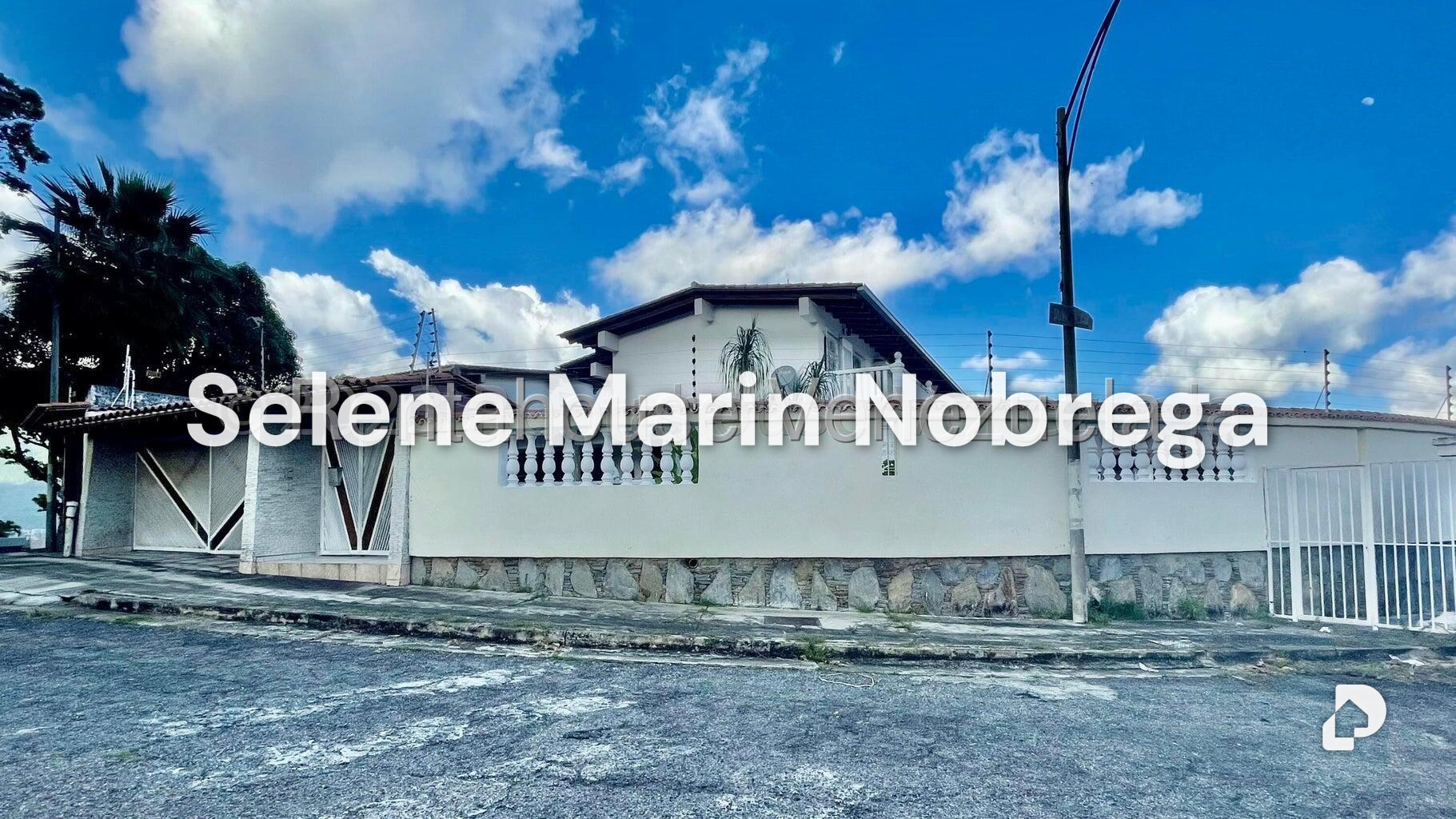Casa en Santa Paula, Caracas – 2