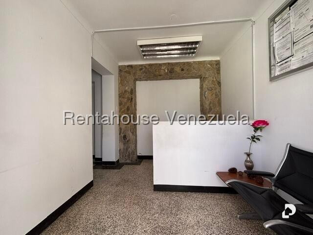 Local comercial en La Florida, Caracas – 5