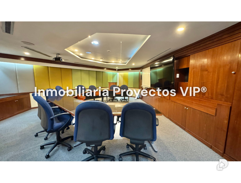 Oficina en Los Cortijos de Lourdes, Caracas – 12