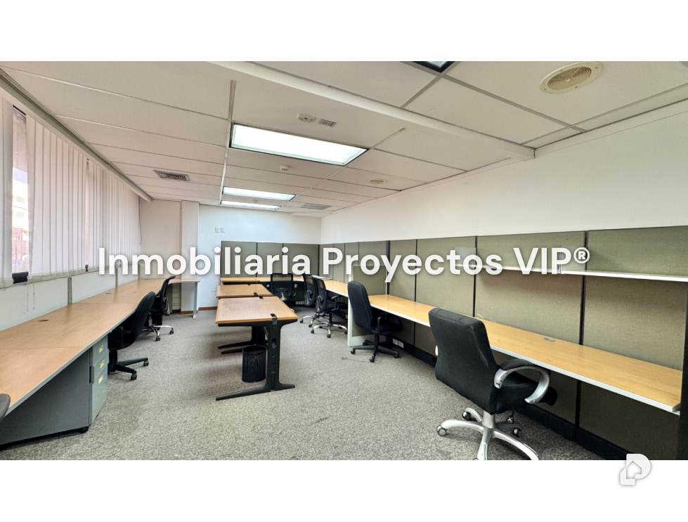 Oficina en Los Cortijos de Lourdes, Caracas – 13