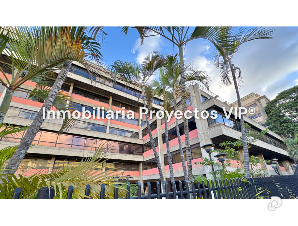 Oficina en Los Cortijos de Lourdes, Caracas – 18