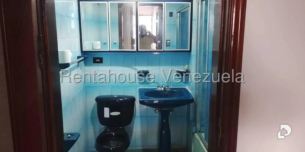 Apartamento en La Florida, Caracas – 21