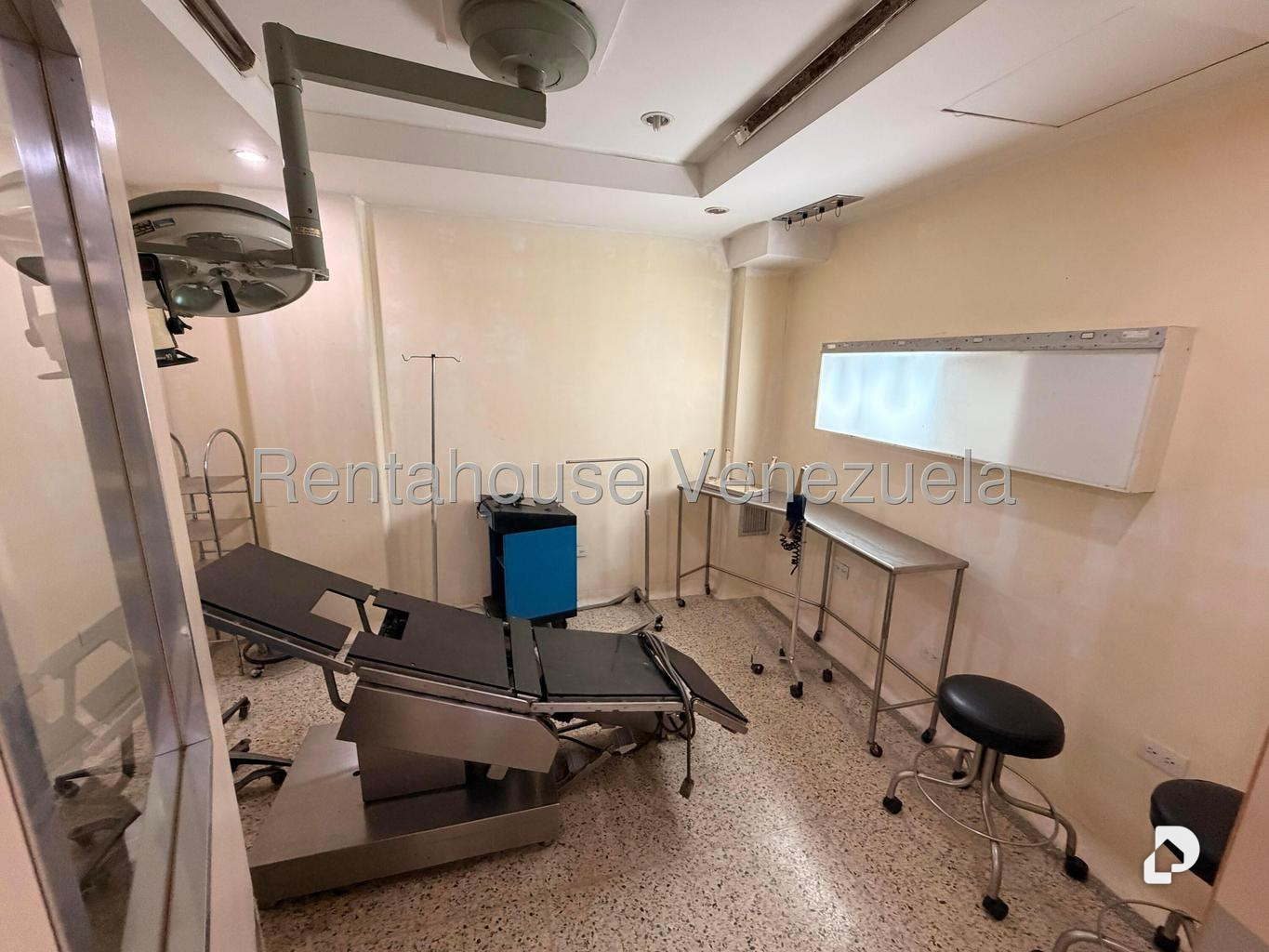 Local comercial en Bello Monte, Caracas – 8