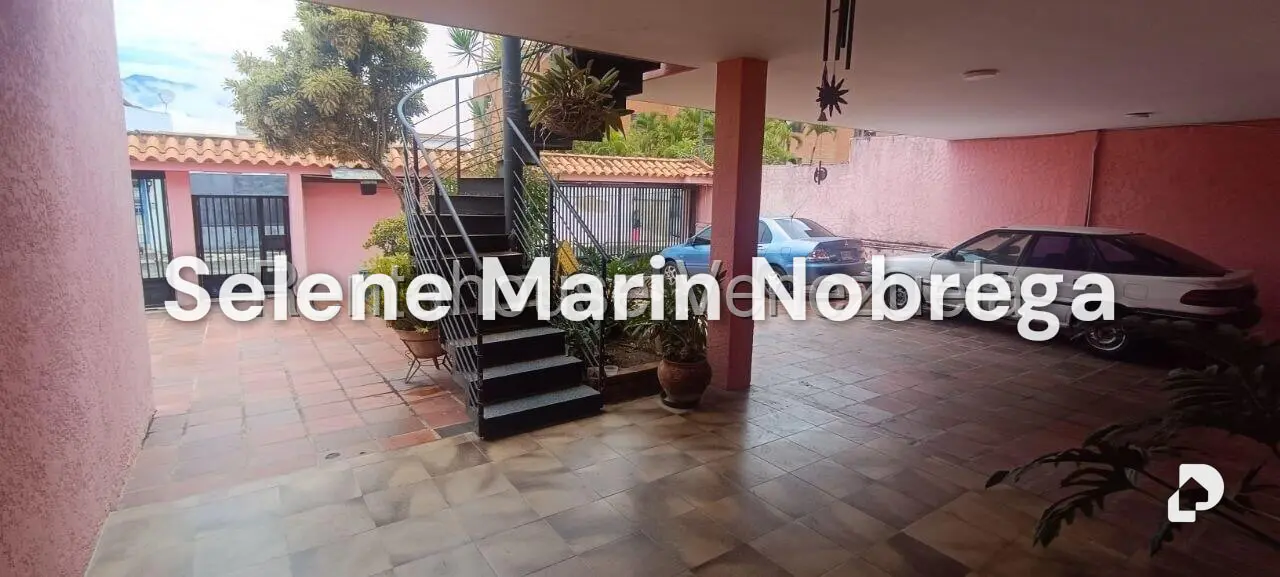 Casa en Lomas de Bello Monte, Caracas – 4