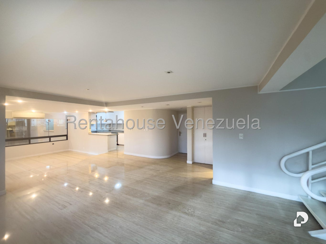 Apartamento en Los Palos Grandes, Caracas – 8