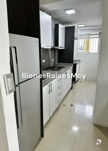 Apartamento en La Morita I, Maracay – 2