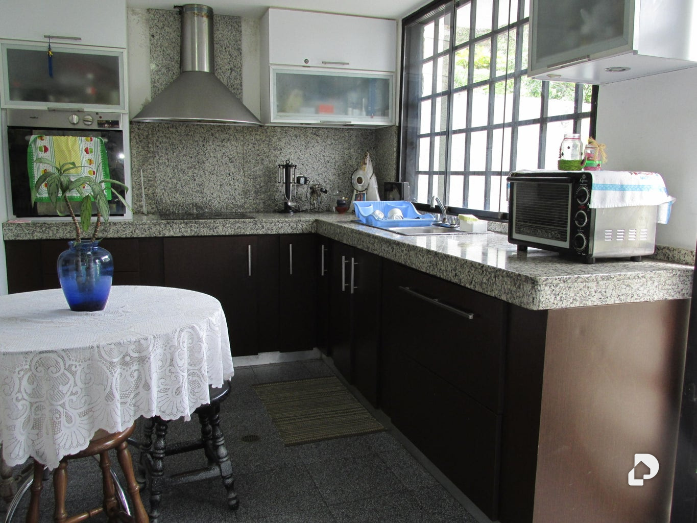 Casa en Hoyo de la Puerta, Caracas – 30
