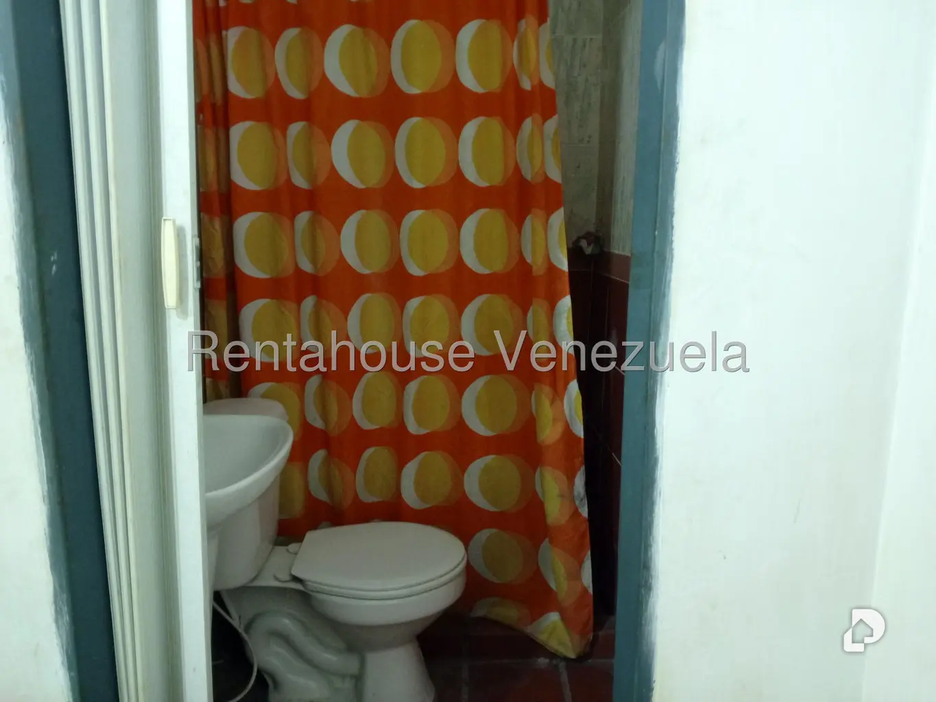 Casa en Los Rosales, Caracas – 25