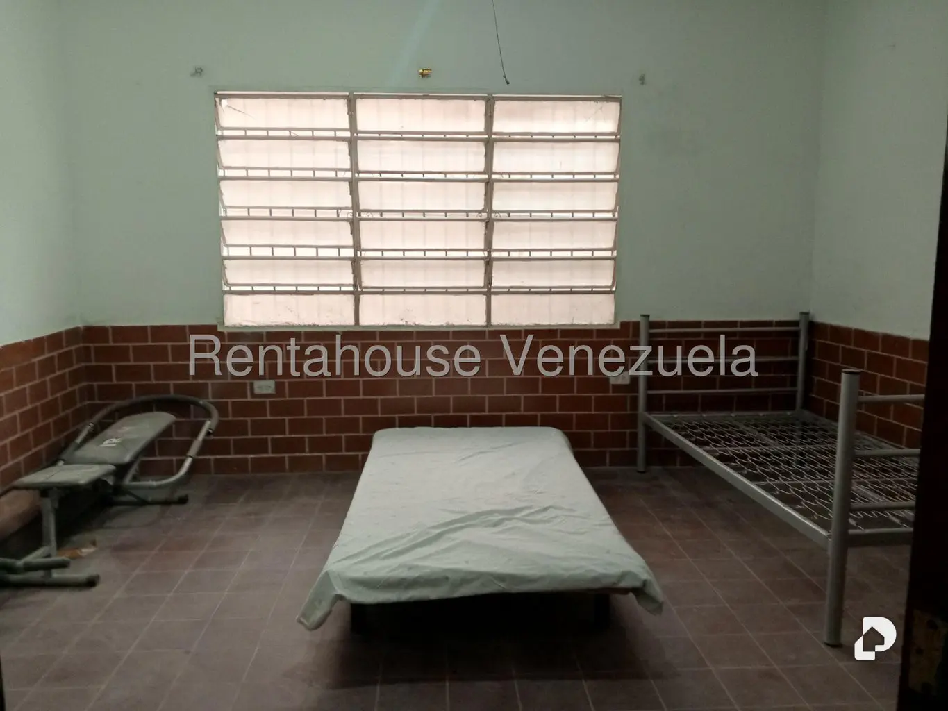 Casa en Los Rosales, Caracas – 12
