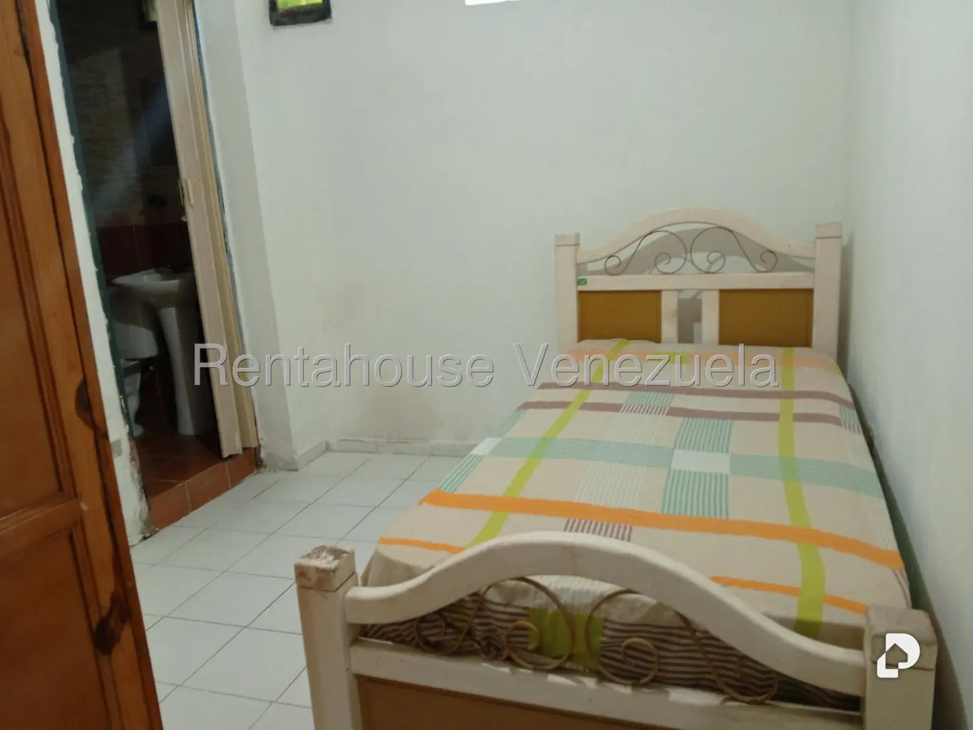 Casa en Los Rosales, Caracas – 20
