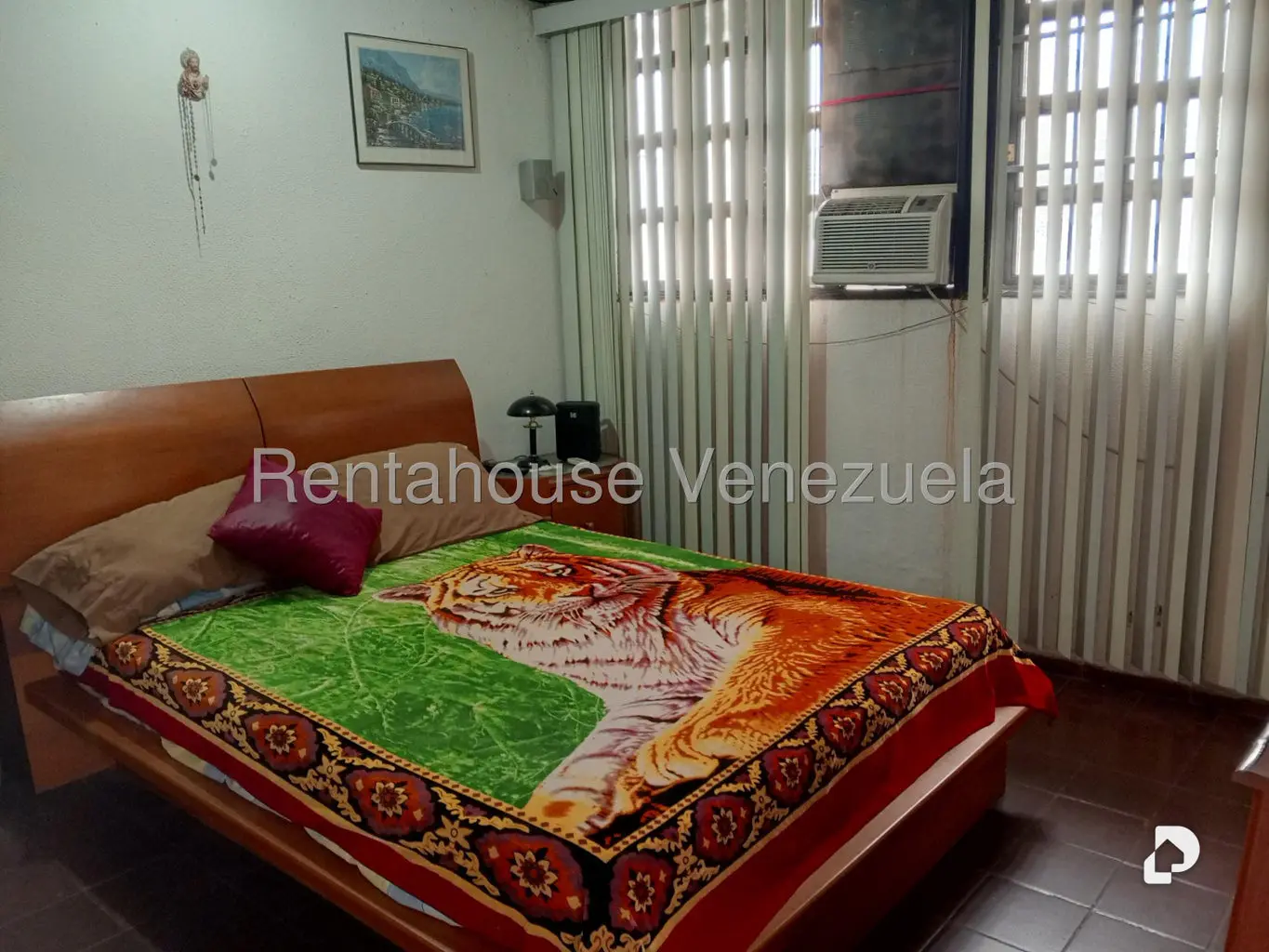 Casa en Los Rosales, Caracas – 31